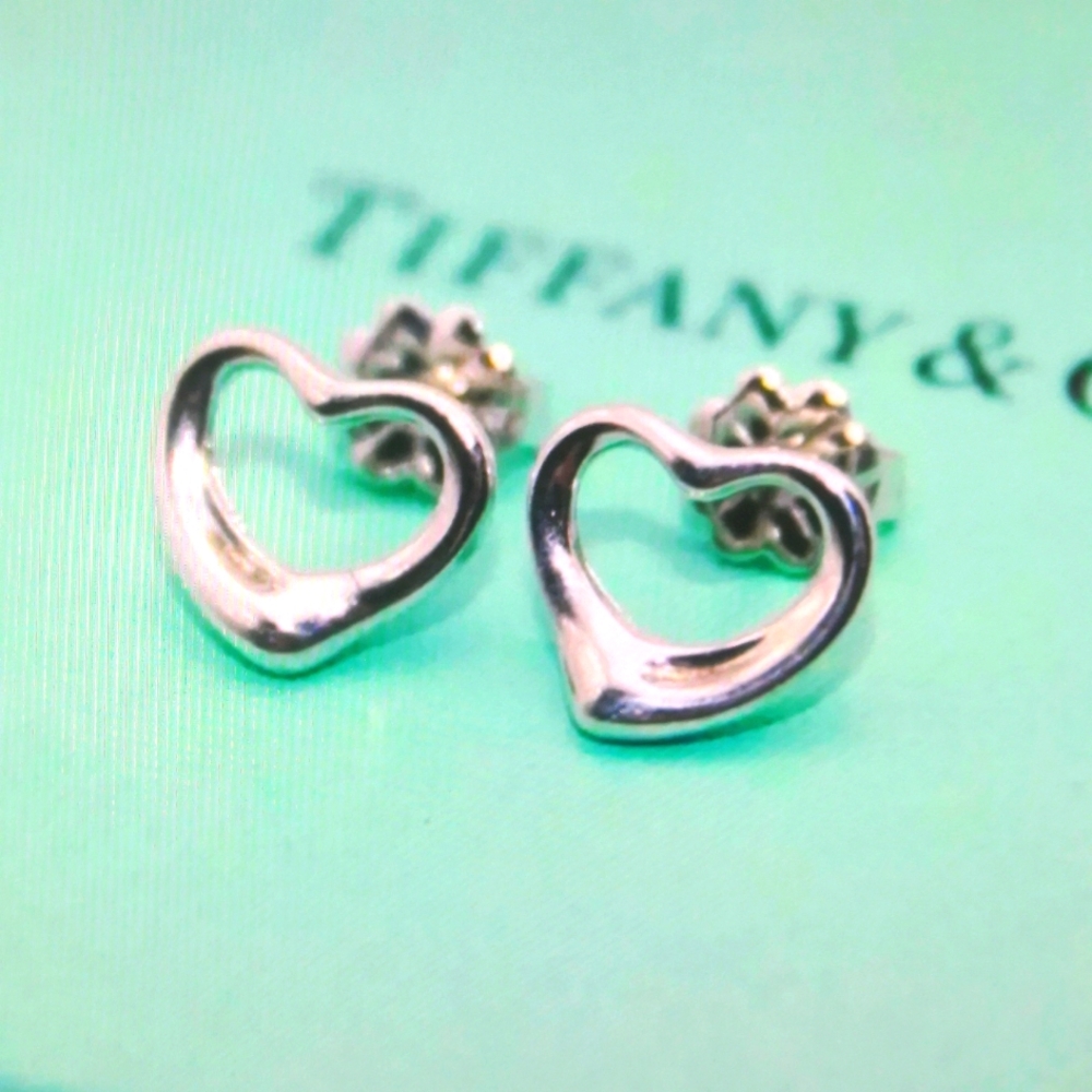 💕 Elsa Peretti® Open Heart Stud Earrings in Silver